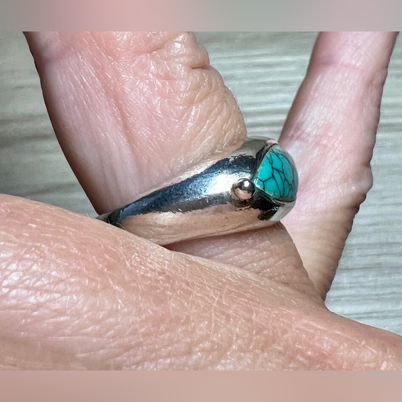 Vintage Marsala Sterling Silver Spiderweb Turquoise Marquise Ring, Size 7, 5g - Picture 9 of 10